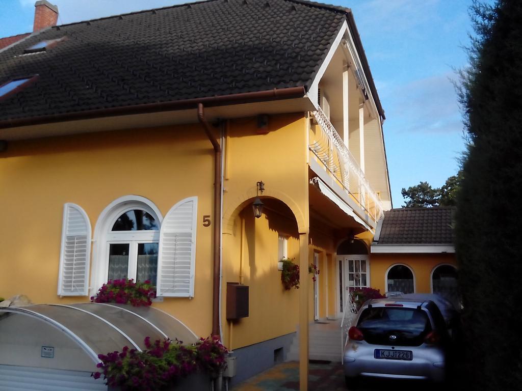 Ilona Vendégház Siófok Exterior foto