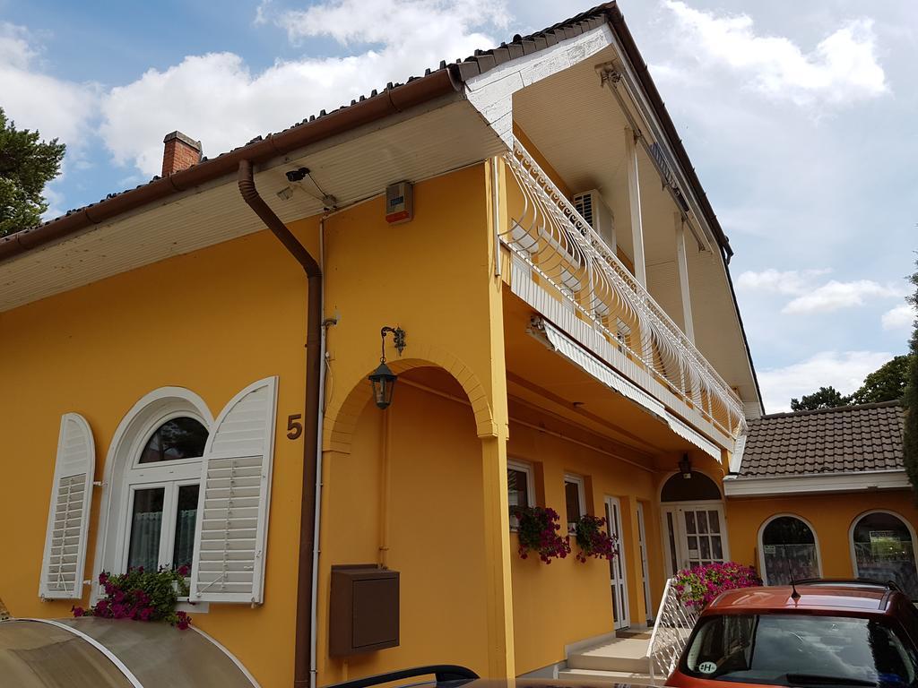 Ilona Vendégház Siófok Exterior foto